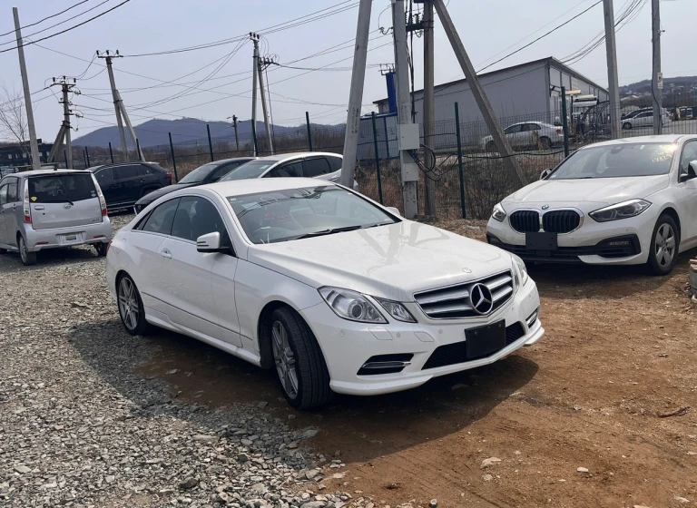 Mersedes E250, 2012
