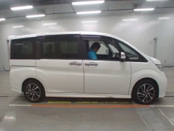 Honda StepWGN Spada Cool Spirit 2015 RP3 8