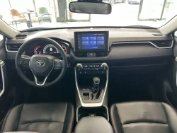 Toyota RAV4 2022 4