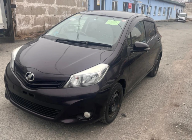 Toyota Vitz, 2014
