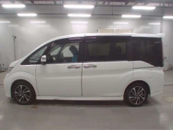 Honda StepWGN Spada Cool Spirit 2015 RP3 7